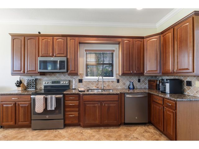 6335 NW Hala Court, Port St Lucie, FL 34983