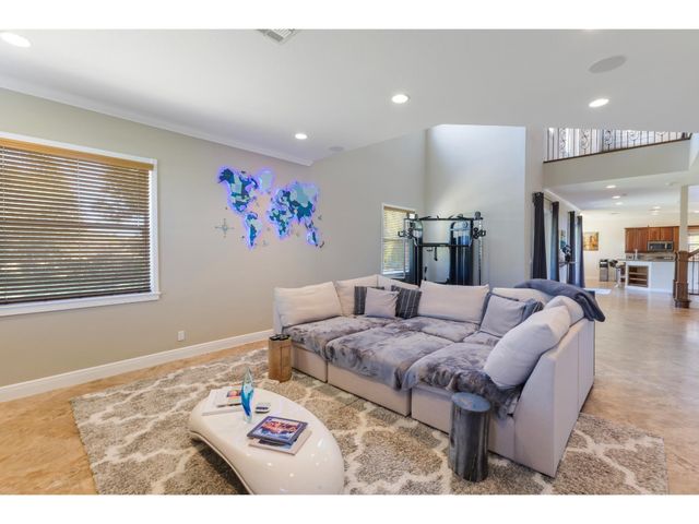 6335 NW Hala Court, Port St Lucie, FL 34983