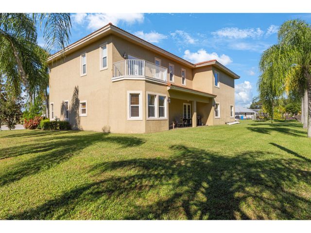 6335 NW Hala Court, Port St Lucie, FL 34983