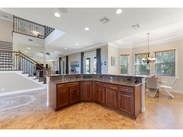 6335 NW Hala Court, Port St Lucie, FL 34983