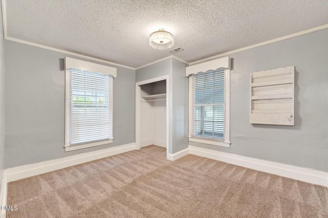 207 W 3rd Street, Princeton, NC 27569