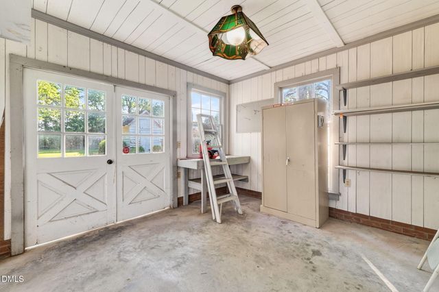 207 W 3rd Street, Princeton, NC 27569