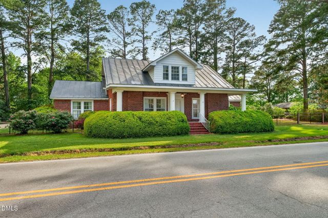 207 W 3rd Street, Princeton, NC 27569