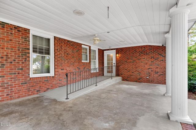 207 W 3rd Street, Princeton, NC 27569