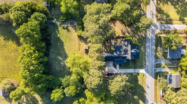 207 W 3rd Street, Princeton, NC 27569