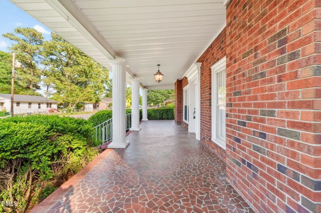 207 W 3rd Street, Princeton, NC 27569
