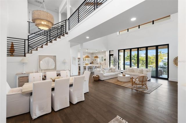 4634 HIGEL AVENUE, Sarasota, FL 34242