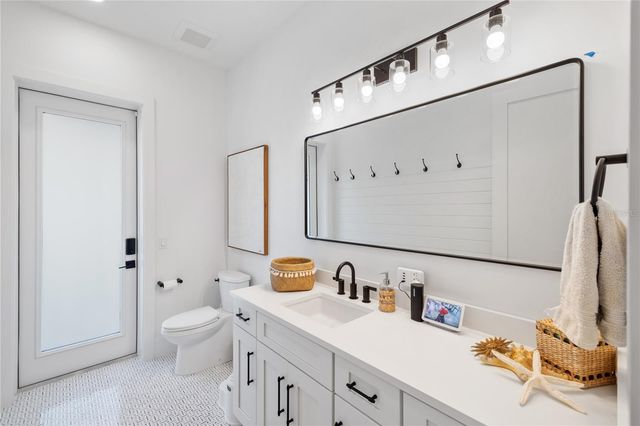 4634 HIGEL AVENUE, Sarasota, FL 34242