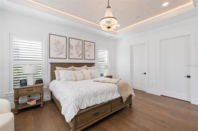 4634 HIGEL AVENUE, Sarasota, FL 34242