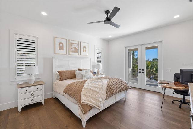 4634 HIGEL AVENUE, Sarasota, FL 34242