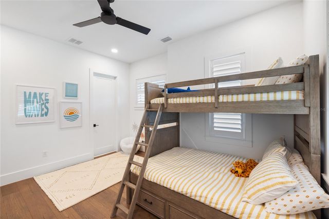 4634 HIGEL AVENUE, Sarasota, FL 34242