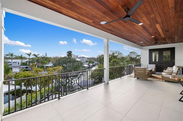 4634 HIGEL AVENUE, Sarasota, FL 34242