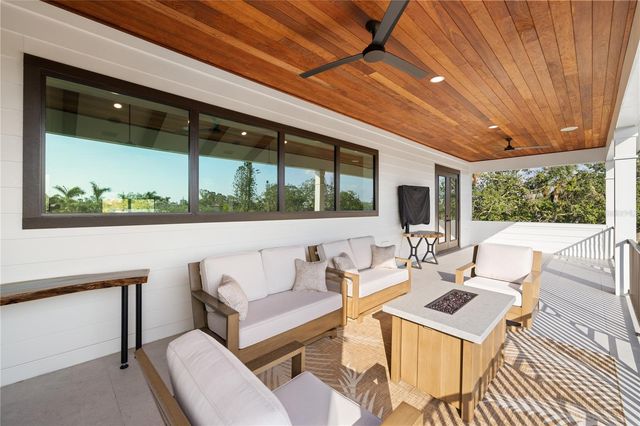 4634 HIGEL AVENUE, Sarasota, FL 34242