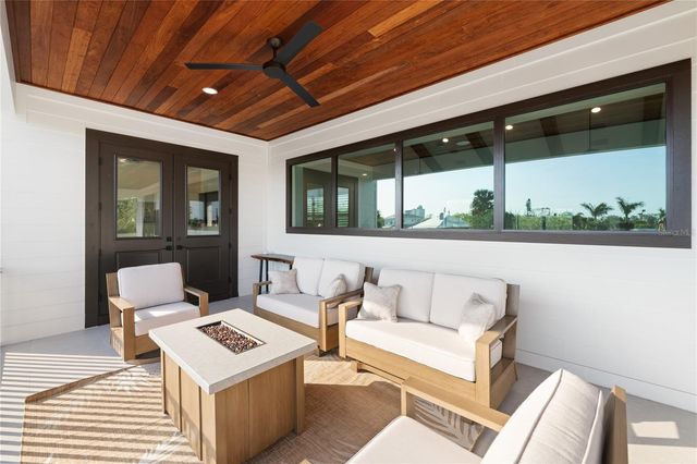 4634 HIGEL AVENUE, Sarasota, FL 34242