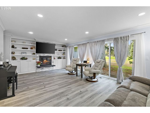 1200 Ne TERRITORIAL Rd 32, Canby, OR 97013