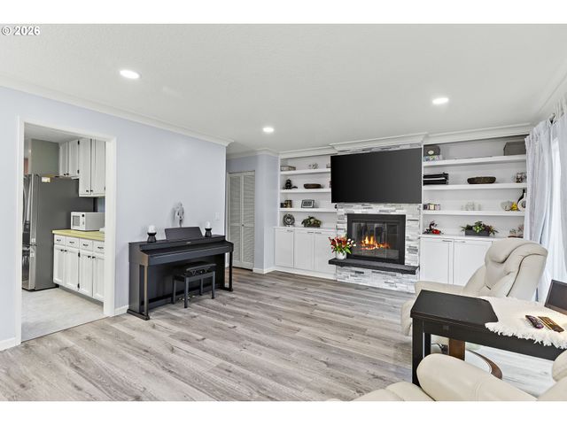 1200 Ne TERRITORIAL Rd 32, Canby, OR 97013