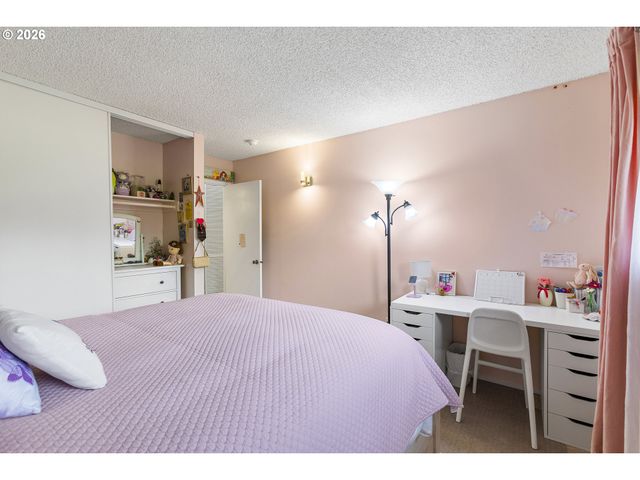 1200 Ne TERRITORIAL Rd 32, Canby, OR 97013