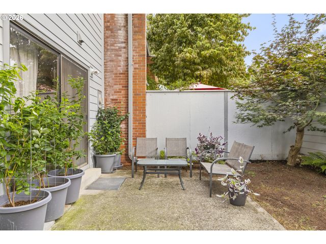 1200 Ne TERRITORIAL Rd 32, Canby, OR 97013