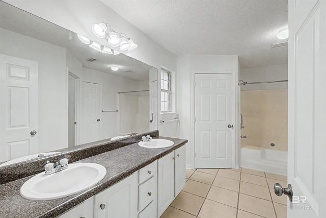 2482 W Ashford Park Drive, Foley, AL 36535