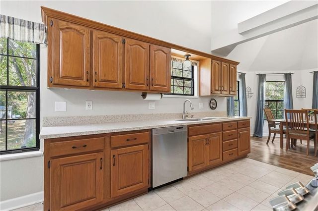 21820 S Martha Road, Peculiar, MO 64078
