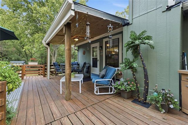 21820 S Martha Road, Peculiar, MO 64078