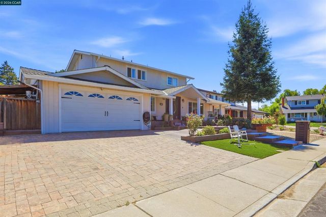 1386 Lichen Ct, Concord, CA 94521