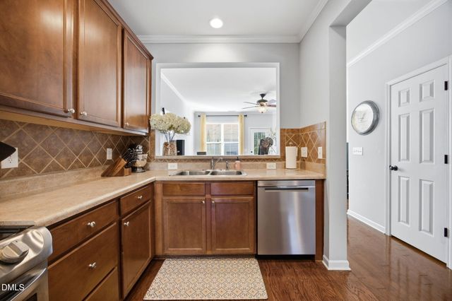 2827 Corbett Grove Drive, Raleigh, NC 27616