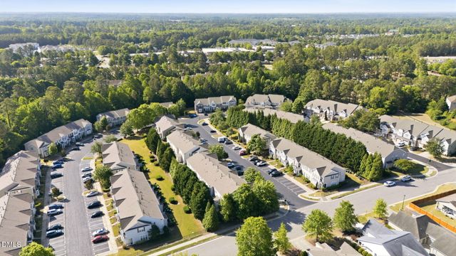 2827 Corbett Grove Drive, Raleigh, NC 27616