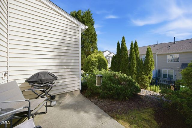 2827 Corbett Grove Drive, Raleigh, NC 27616