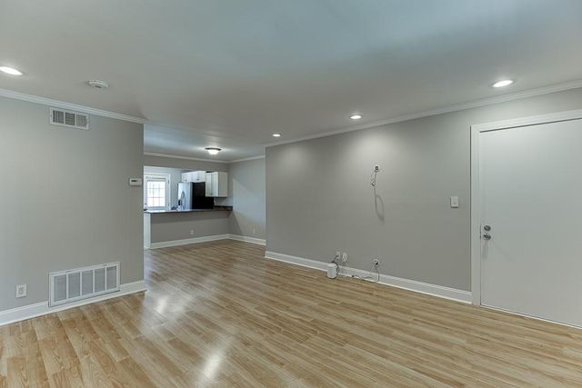 4282 Roswell NE Road D2, Atlanta, GA 30342