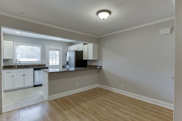 4282 Roswell NE Road D2, Atlanta, GA 30342