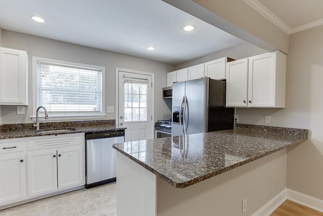 4282 Roswell NE Road D2, Atlanta, GA 30342