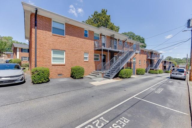 4282 Roswell NE Road D2, Atlanta, GA 30342