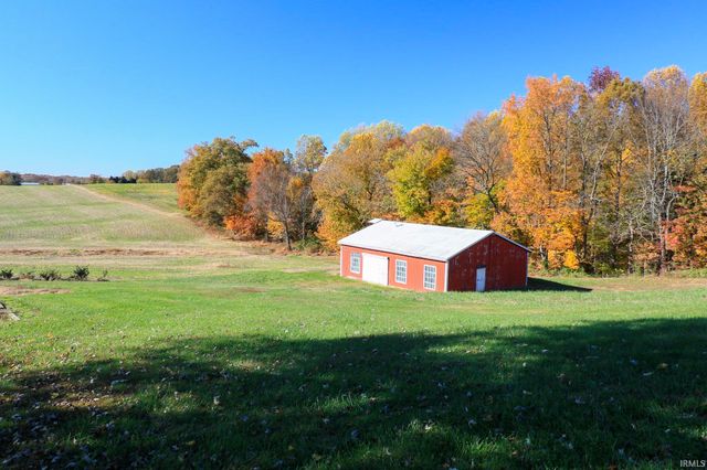 4627 S 50 E Road, Huntingburg, IN 47542