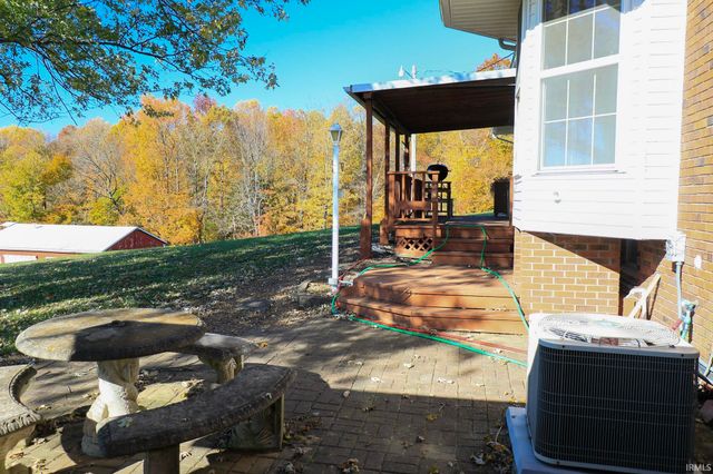 4627 S 50 E Road, Huntingburg, IN 47542