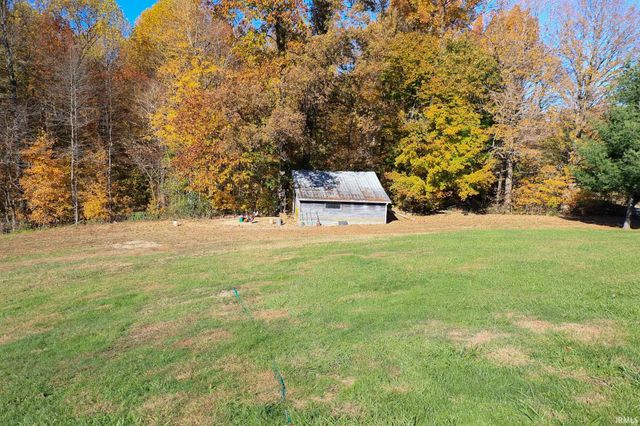 4627 S 50 E Road, Huntingburg, IN 47542