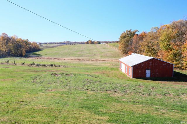 4627 S 50 E Road, Huntingburg, IN 47542