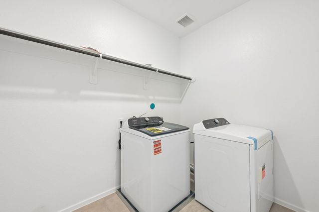702 Sand Dollar Drive, Kemah, TX 77565