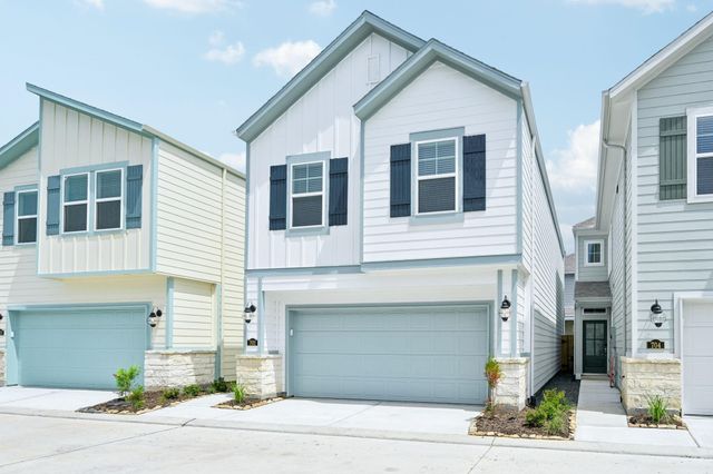 702 Sand Dollar Drive, Kemah, TX 77565