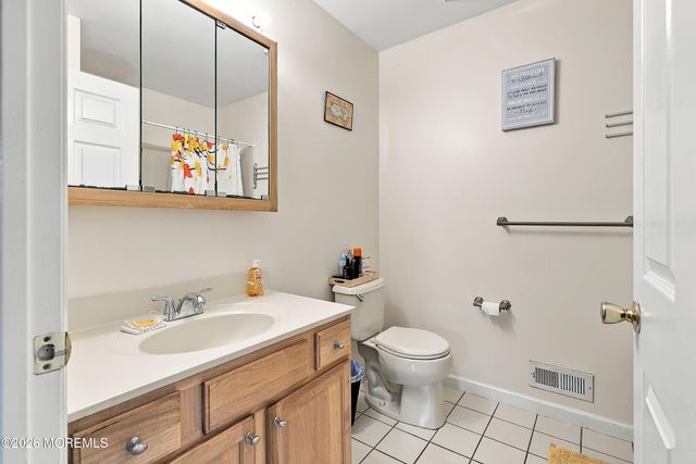 1118 5th Avenue, Toms River, NJ 08757
