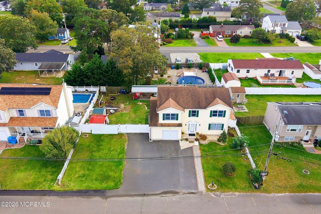 1118 5th Avenue, Toms River, NJ 08757