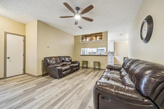 1159 Carey Drive, Angleton, TX 77515