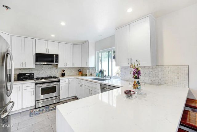 2779 Fyler Place, Los Angeles, CA 90065