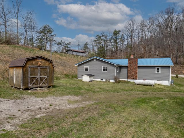 4934 State Highway 589, West Liberty, KY 41472