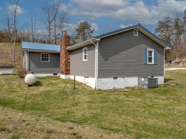4934 State Highway 589, West Liberty, KY 41472
