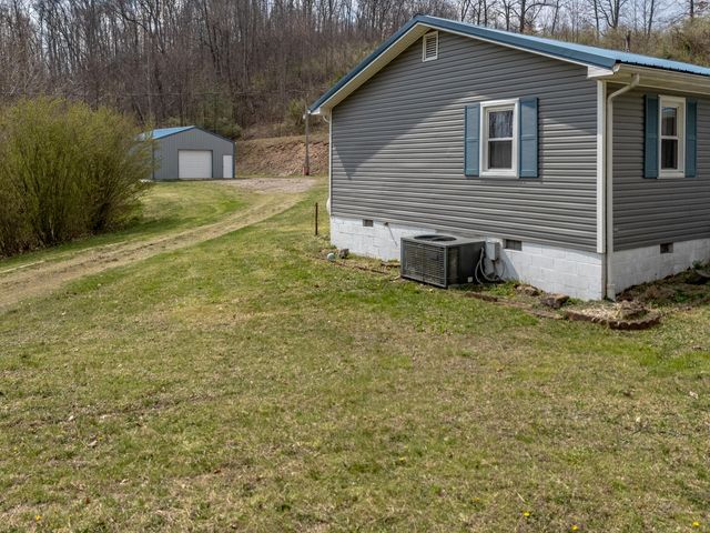 4934 State Highway 589, West Liberty, KY 41472