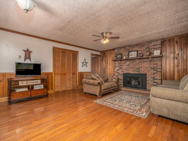 4934 State Highway 589, West Liberty, KY 41472