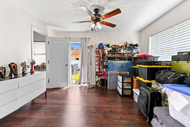 1014 SW Canary Terrace, Port St Lucie, FL 34953