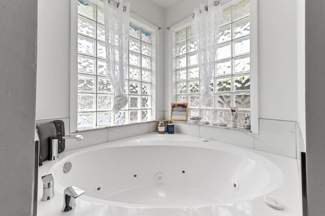 1014 SW Canary Terrace, Port St Lucie, FL 34953