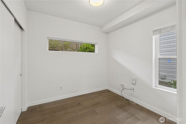 1017 W Crockett Street, Seattle, WA 98119